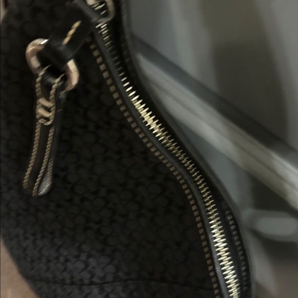 Coach Signature C Vintage Black Hobo Bag - Picture 12 of 12